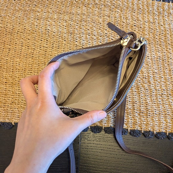 NWT Cole Haan Brown Leather Clutch / Crossbody Bag - Picture 5 of 6